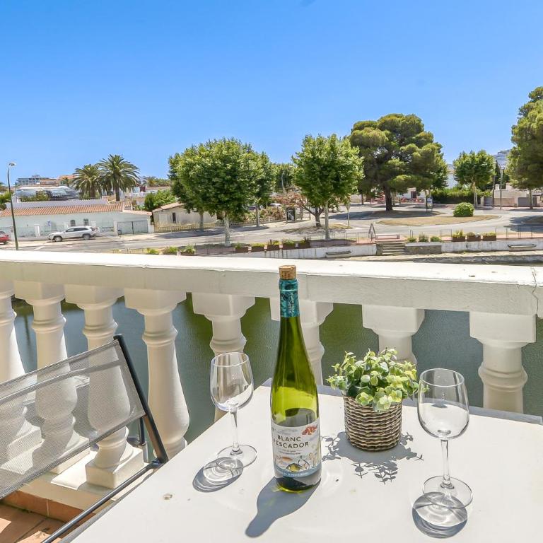 Port Petit 10 Empuriabrava Amarre 3x8 -Immo Barneda - Casa con 1 dormitorio - 1