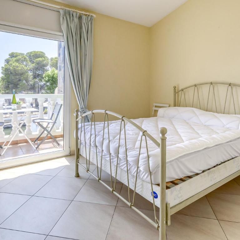 Port Petit 10 Empuriabrava Amarre 3x8 -Immo Barneda - Casa con 1 dormitorio - 14