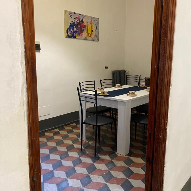 da I' Gini GuestHouse - Appartamento con 4 Camere da Letto - 28