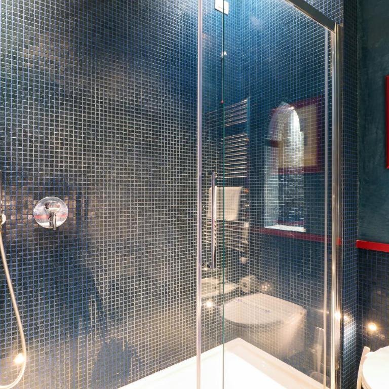 Prestige Boutique Aparthotel - Montenapoleone - Junior Suite con Balcone - 35