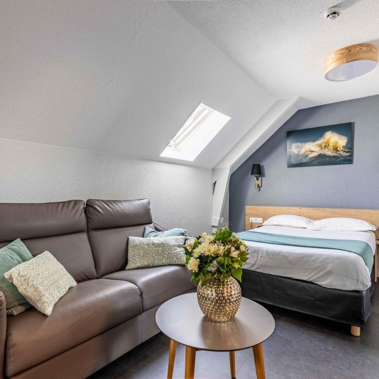 le paris brest hotel - Chambre Familiale - 1