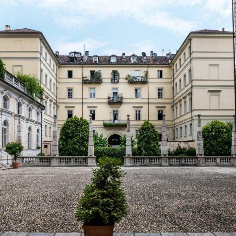 Art Heaven-Suite Graneri in Torino Centro - Appartamento con 1 Camera da Letto - 13