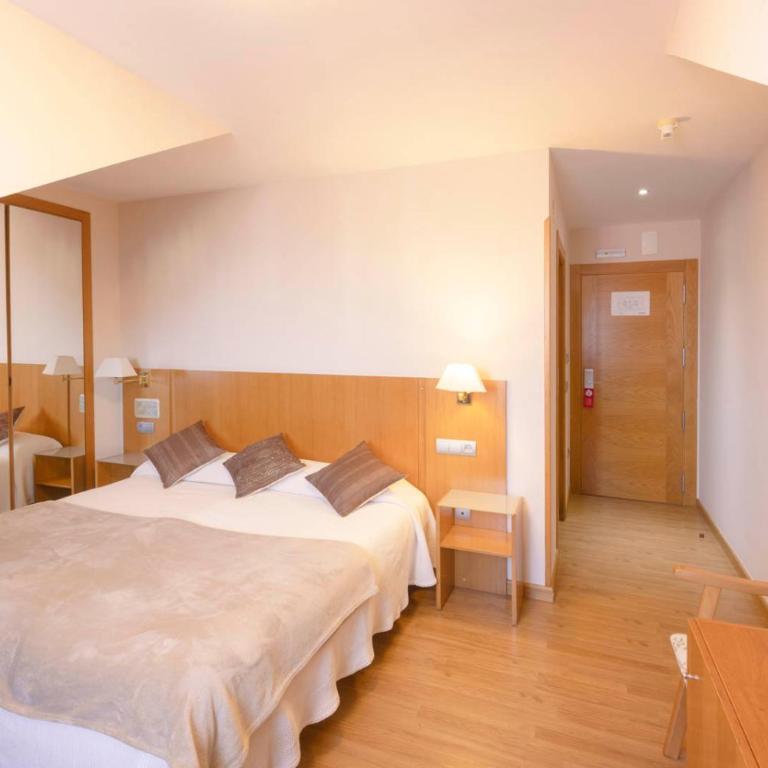 Villa De Llanes - Double or Twin Room - 1