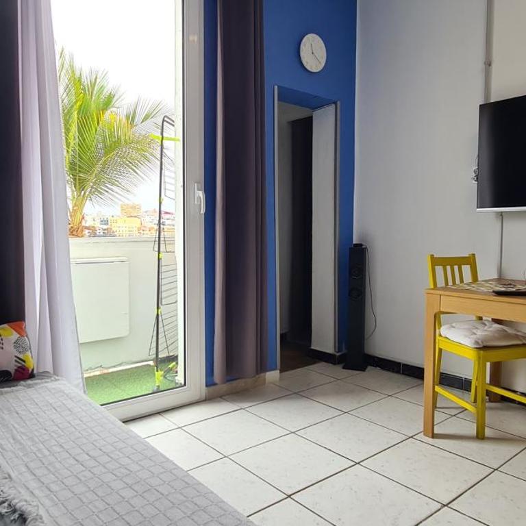 Francisco's Holiday Home - Apartment with Sea View - 11