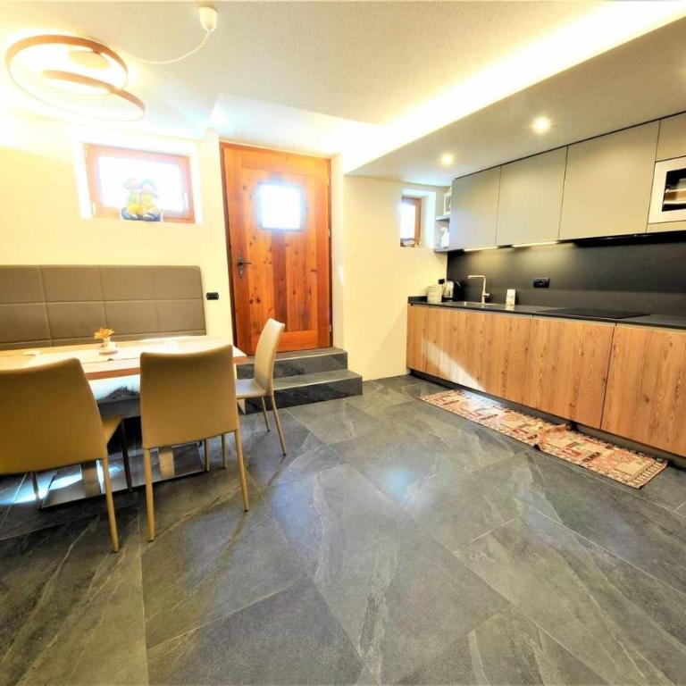 Chalet Heaven Mottolino by Livigno Accomodation - One-Bedroom Chalet - 18