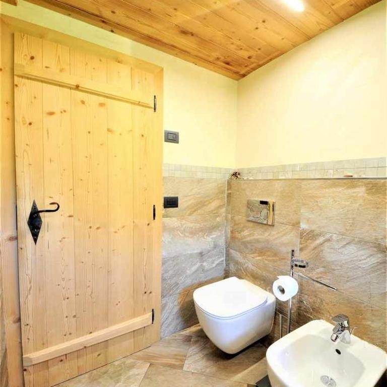 Chalet Heaven Mottolino by Livigno Accomodation - Two-Bedroom Chalet - 14