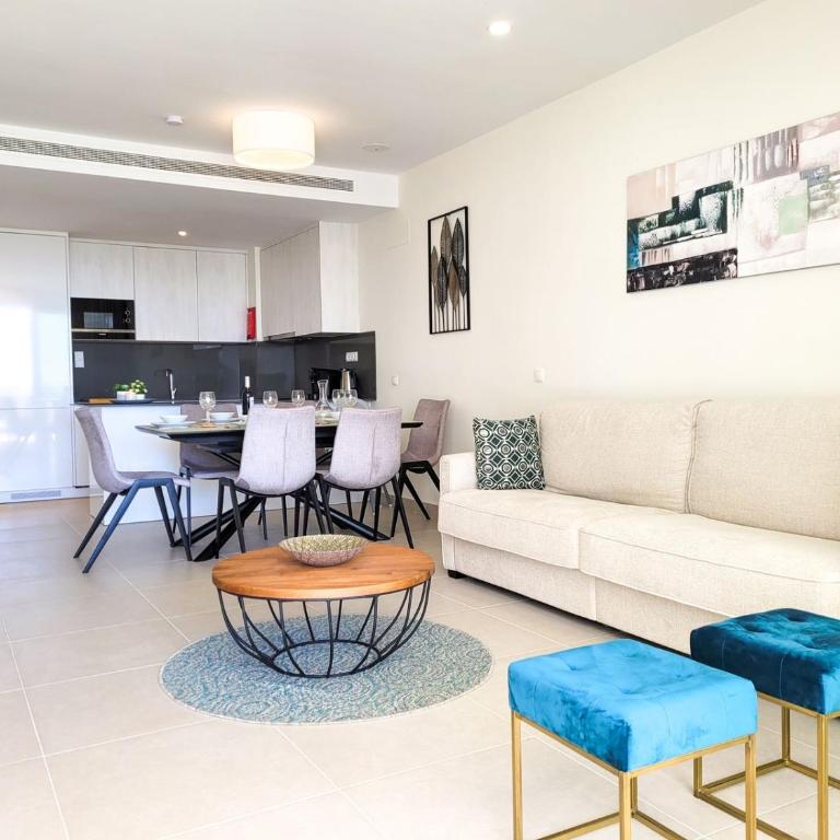 Two bedroom apartment in Mirador Del Golf Estepona - Two-Bedroom Apartment - 11
