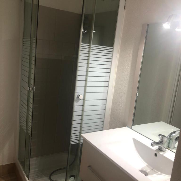 T2/T3 duplex à Port Frejus proche de la mer - Two-Bedroom Apartment - 9