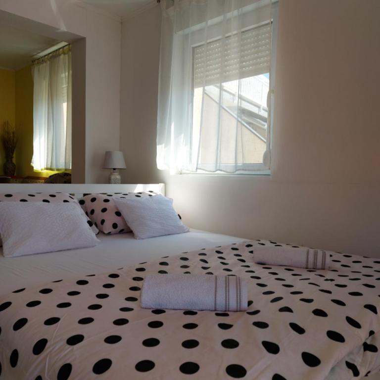 MD Apartments - One-Bedroom Apartment - 1