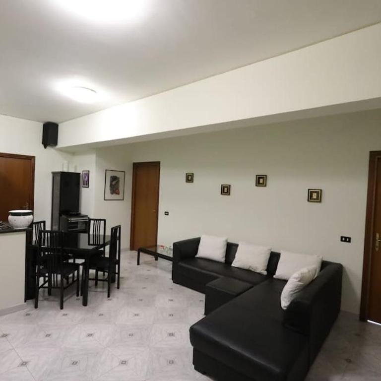 Pochi passi da San Pietro Metro A Cipro - Two-Bedroom Apartment - 9