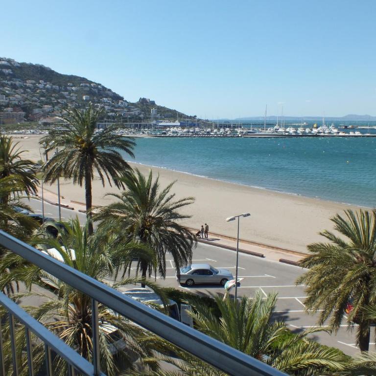 Hotel Risech - Habitación Doble con vistas al mar - 1 o 2 camas - 3