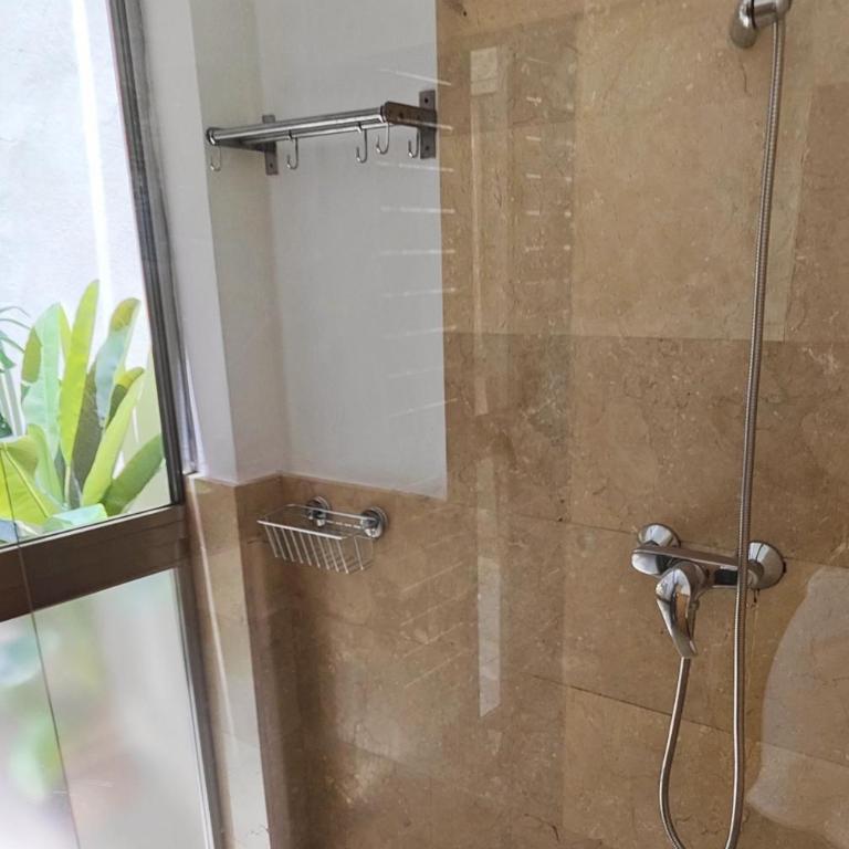 ESTUDIO TRANQUILO EN PLENO CENTRO DE MALAGA - Apartamento de 1 dormitorio - 12
