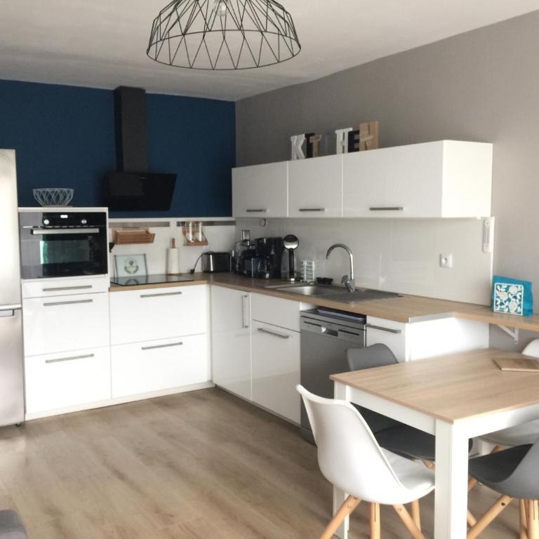 LE PANORAMIC -SUPERBE T2 Face aux thermes- - Appartement 1 Chambre - 2