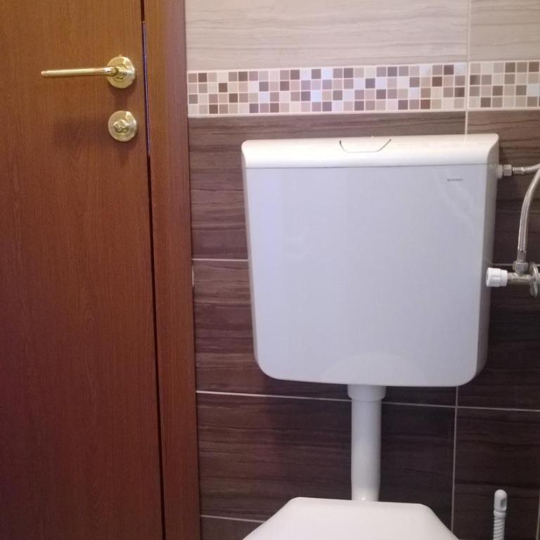 Guest House Milena - One-Bedroom Apartment with Garden View - 5