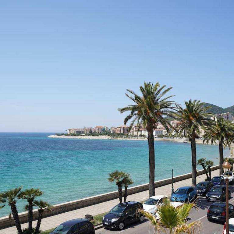 F2 Type LOFT à Ajaccio - Appartement 1 Chambre - 36