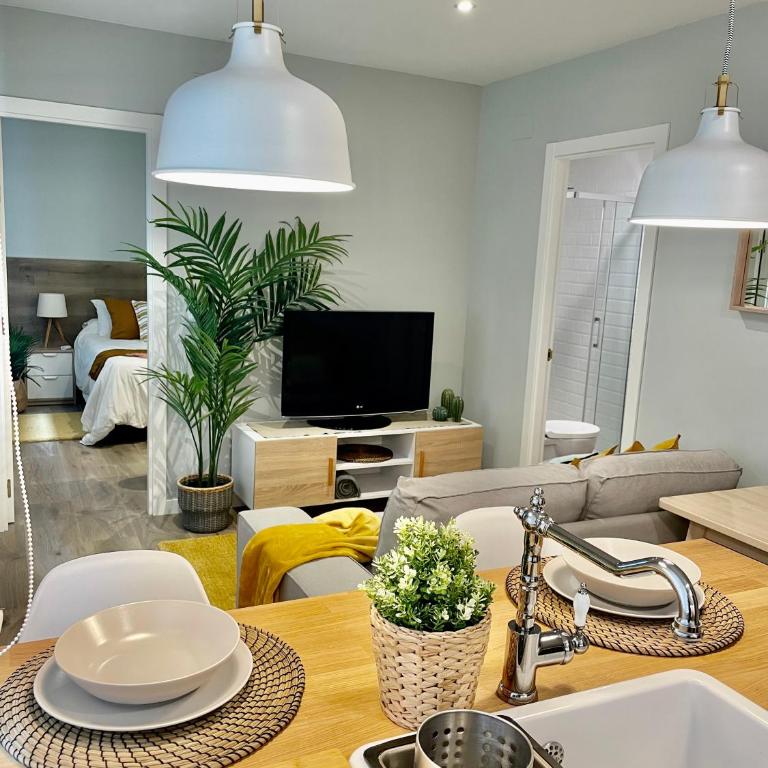 EL TERCERO DE LAURA - Two-Bedroom Apartment - 10