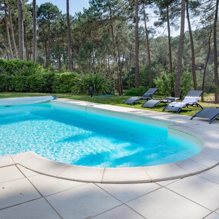 villa piscine chauffée 10pers dans cadre exceptionnel-AG19 - Villa with Private Pool - 17