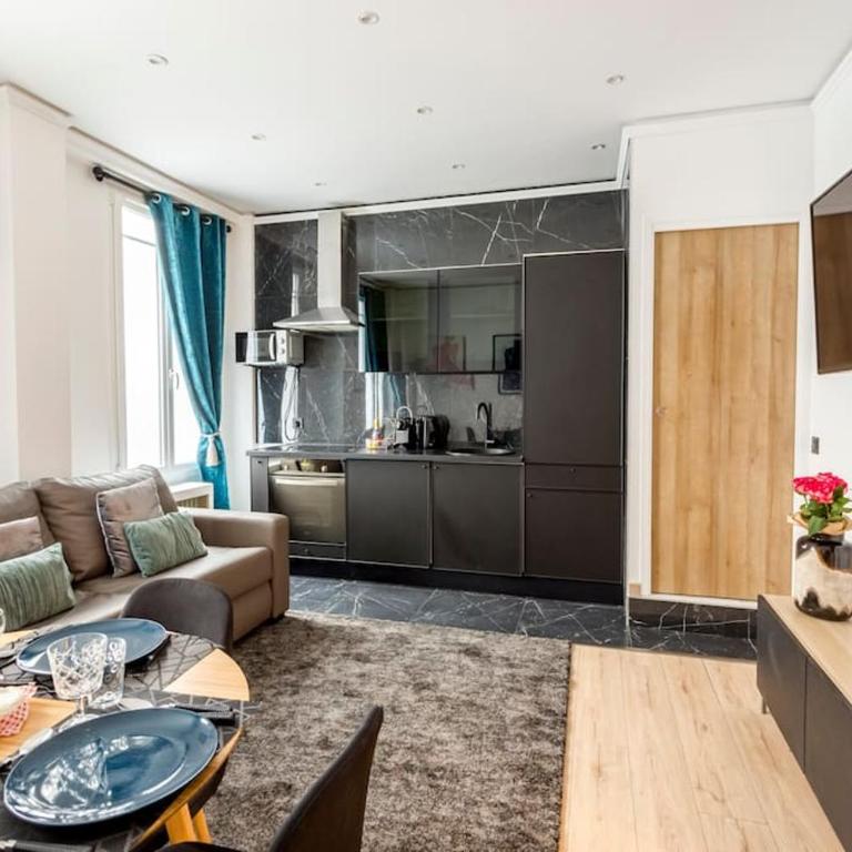 Suite Paris, Tour Eiffel, Champs Elysées - Chambre Quadruple - 6