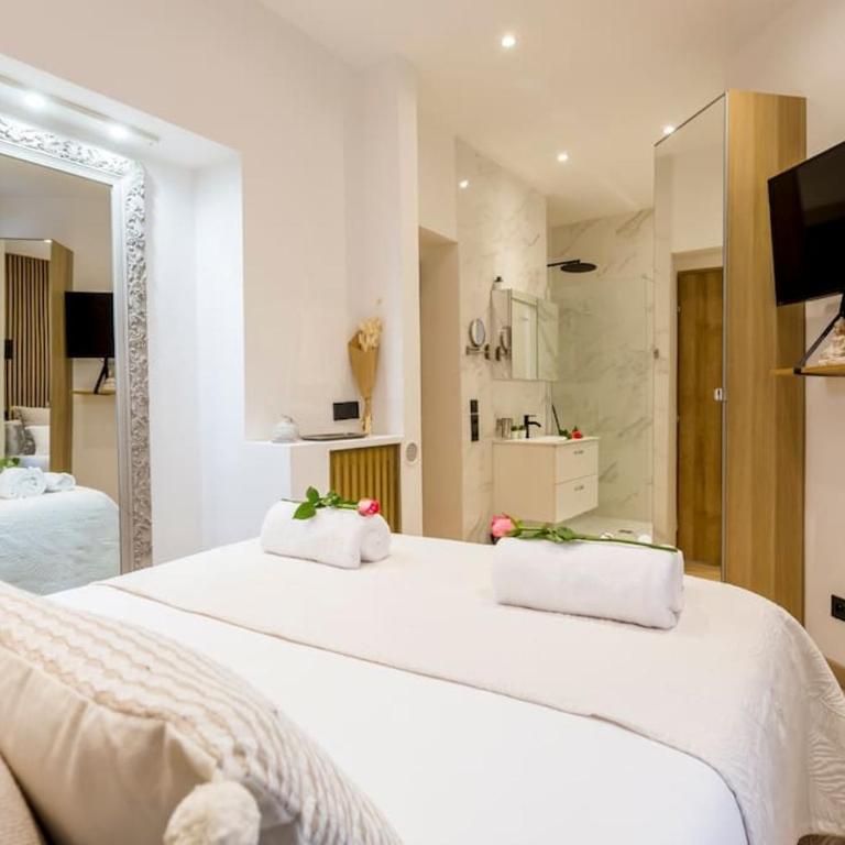 Suite Paris, Tour Eiffel, Champs Elysées - Chambre Quadruple - 13
