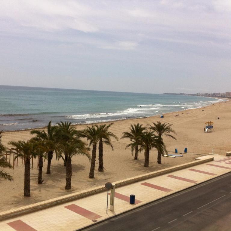 SWEETBEACH, vistas increibles del mar y a solo 10 metros de la playa !! - Apartamento con vistas al mar - 4