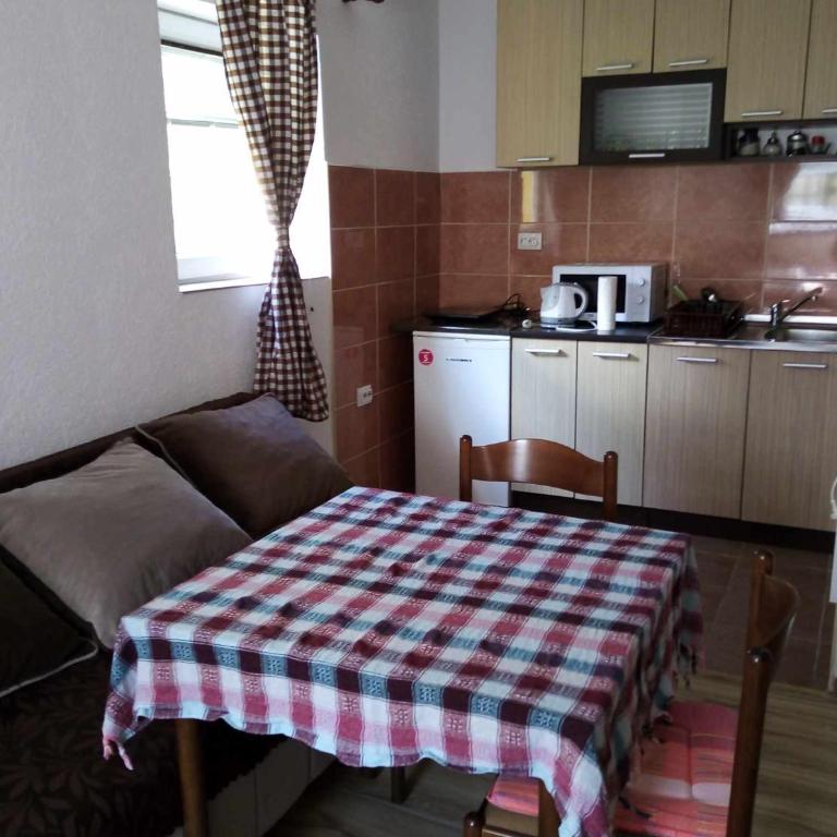 Petkovic Guesthouse - Studio Apartment - 6