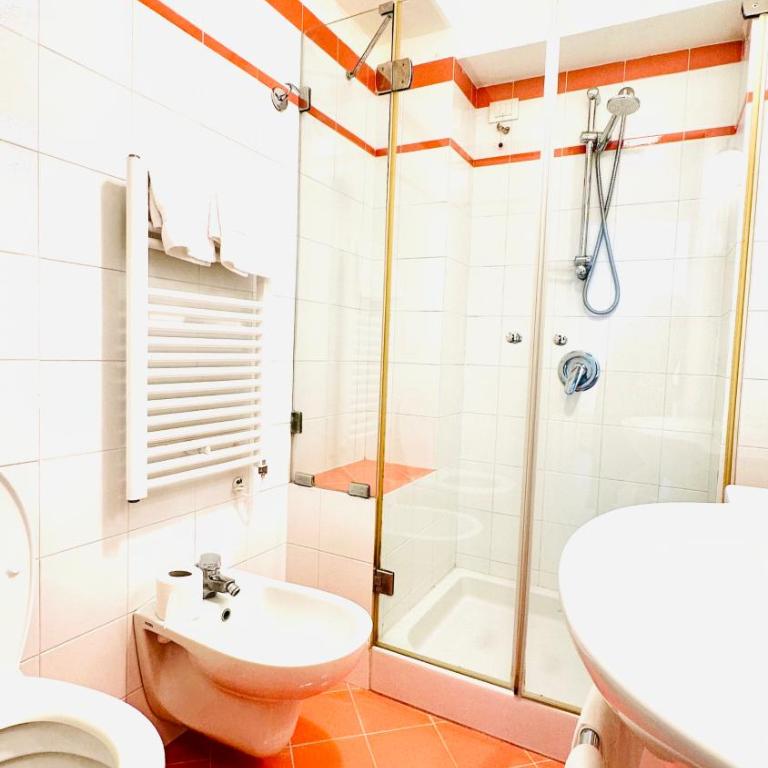 Villa La Zagara by CapriRooms - Camera Familiare con Vista Giardino - 11