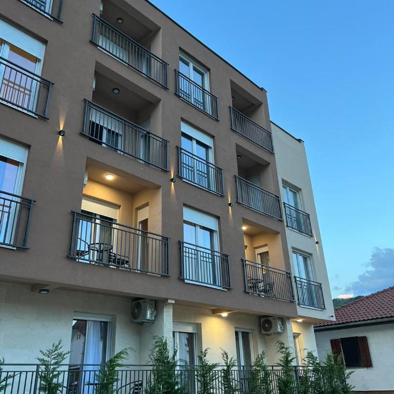 Pini Apart-hotel - Apartman sa 1 Spavaćom Sobom - 5