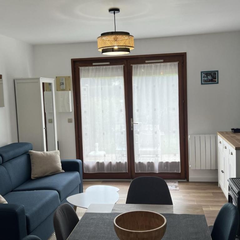 **Cottage 6 pers à Cabourg - Proche plage et thalasso, jardin, parking, Wi-Fi gratuit** - FR-1-487-358 - Apartment - 2
