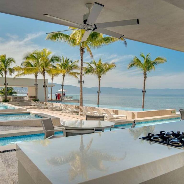 Beautiful Oceanfront Suite by Moikka Rentals - Apartamento de 1 dormitorio - 2