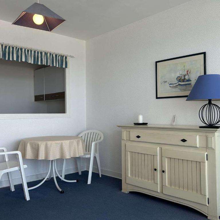 Appartement 1 pièce face mer avec terrasse à La Baule – 2 couchages - FR-1-245-188 - Apartment - 2
