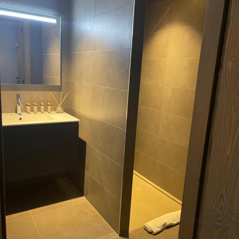 Appartement standing face mont blanc piscine - Appartement 1 Chambre - 10