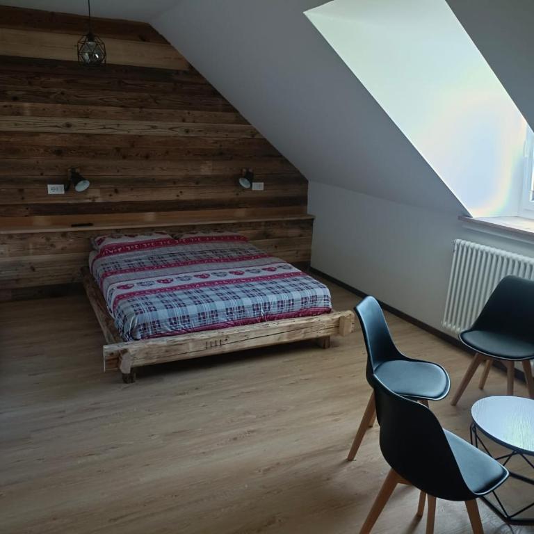 AlBy&B - Vierbettzimmer mit eigenem Bad - 2