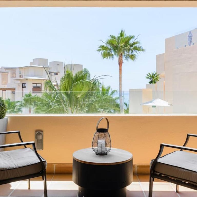 Apartamento lujo en primera línea de playa en Bahía de la Plata, Estepona - Two-Bedroom Apartment - 6