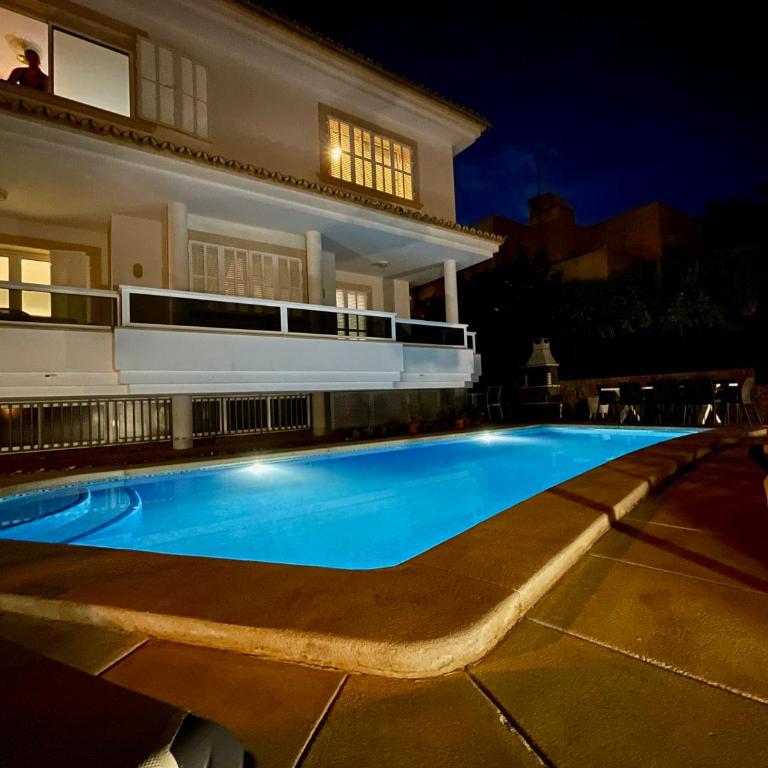 Villa Filipinas ,CITY CENTER -ETV10310 - Casa - 50