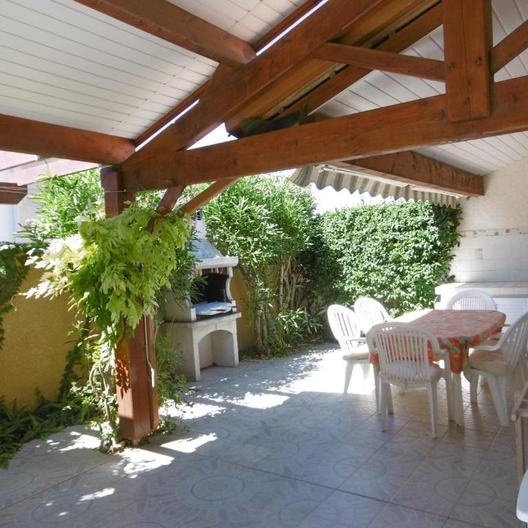 HOLIDAYLAND NARBONNE PLAGE Villas 6 ou 7 PERSONNES AVEC TERRASSE ET PLACE DE PARKING PRIVATIVE - Casa de 2 dormitorios - 1