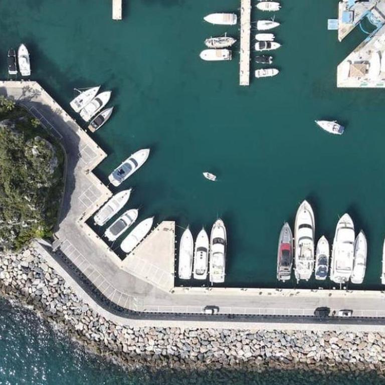 Icon Deluxe Marina Views - Three-Bedroom Apartment - 6