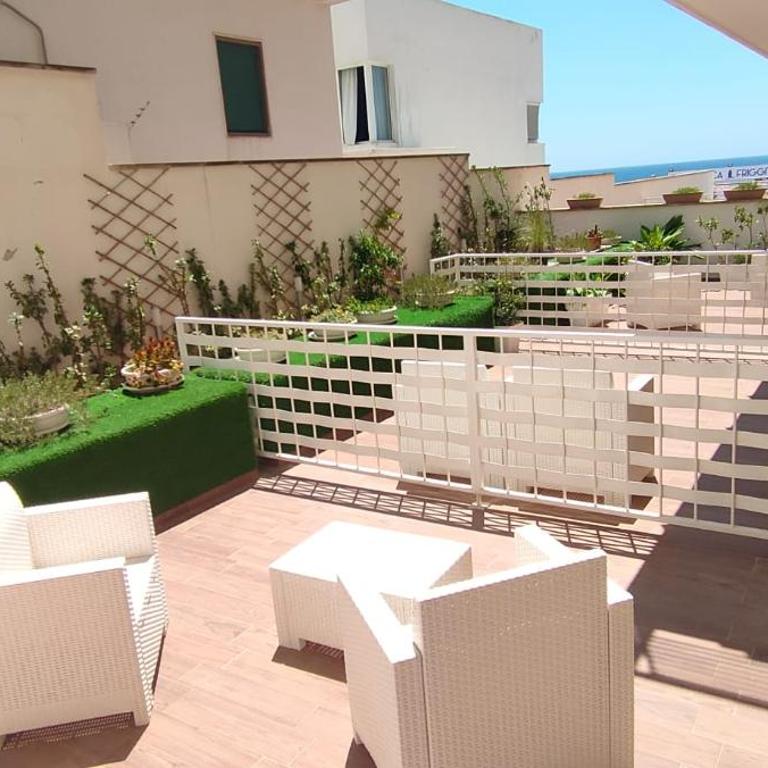 Spuma di mare - Camera Matrimoniale/Doppia con Letti Singoli con Balcone e Vista Mare - 27