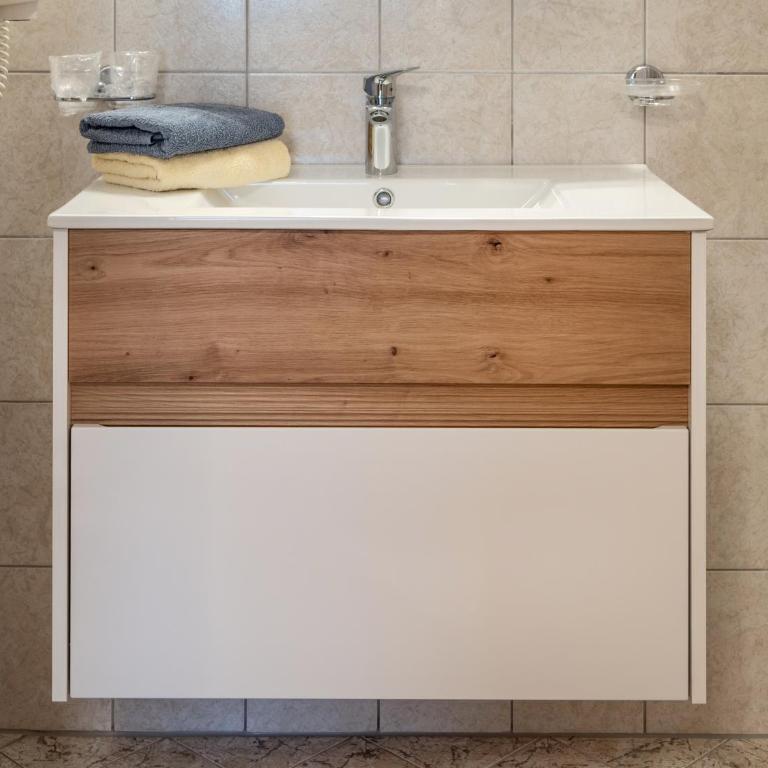 Hotel Garni Ferienhof - Deluxe Zimmer mit Schlafsofa - 6