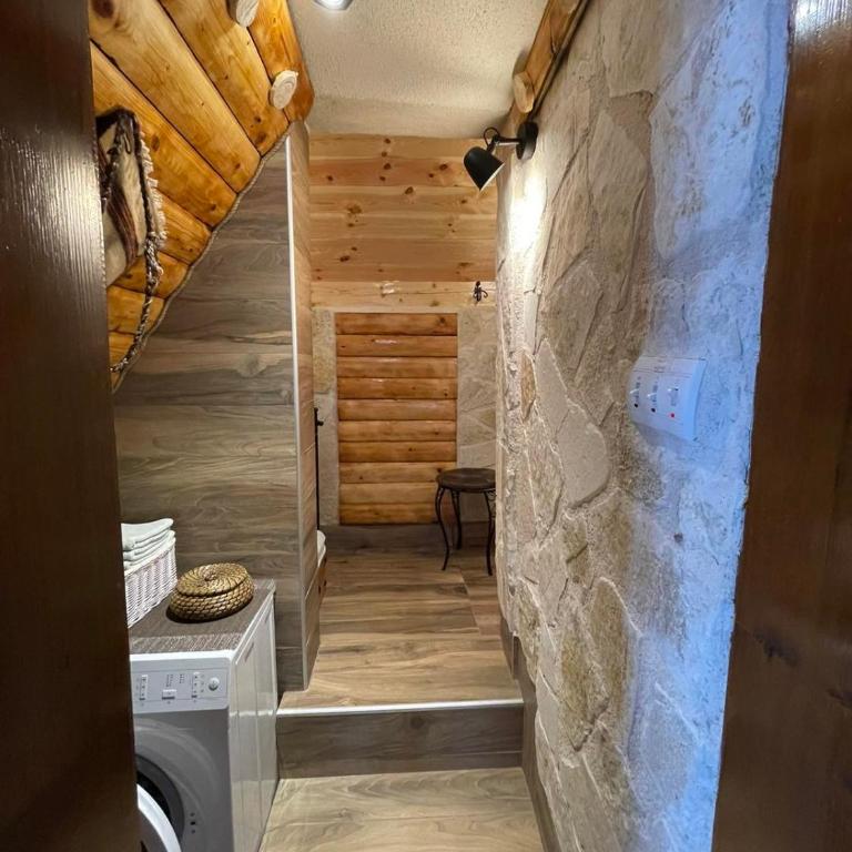 NV Mountain House - Two-Bedroom House - 18