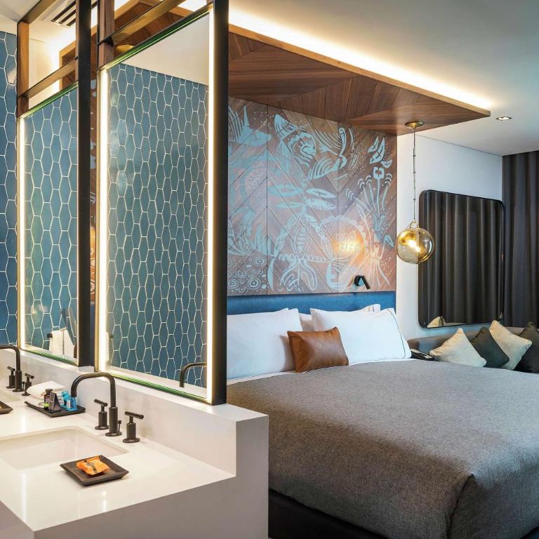 Canopy By Hilton Cancun La Isla - King Suite with Panoramic View - 4