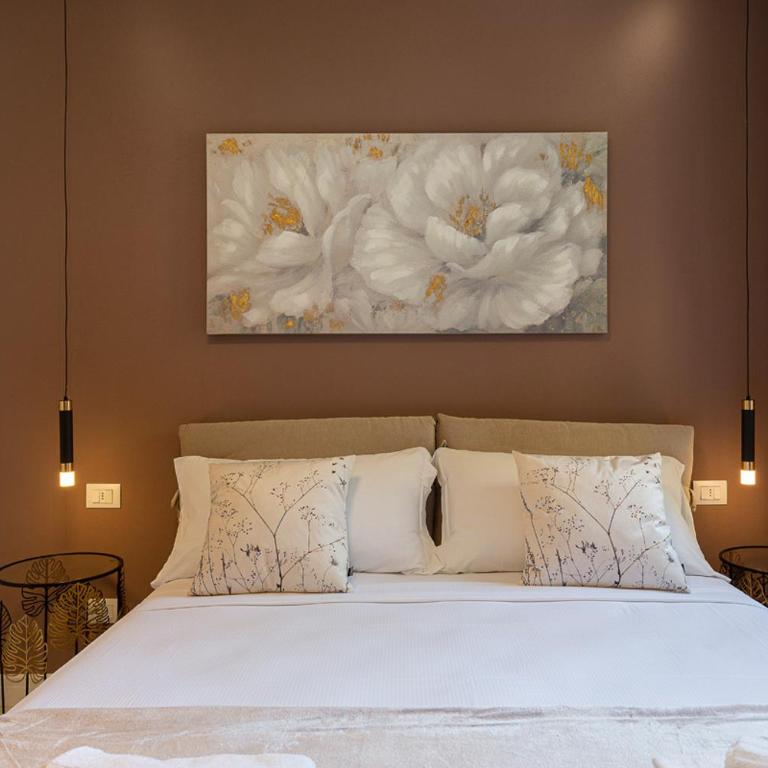 Emerald Suites - One-Bedroom Apartment - 16