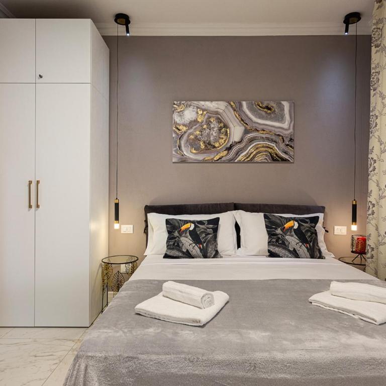 Emerald Suites - Studio Apartment - 4