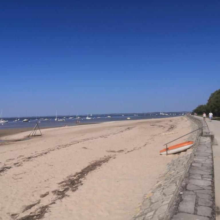 Très belle villa d'architecte à 30 m de la plage - Villa - 20