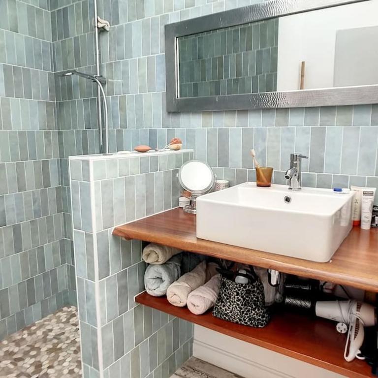 Très belle villa d'architecte à 30 m de la plage - Villa - 11