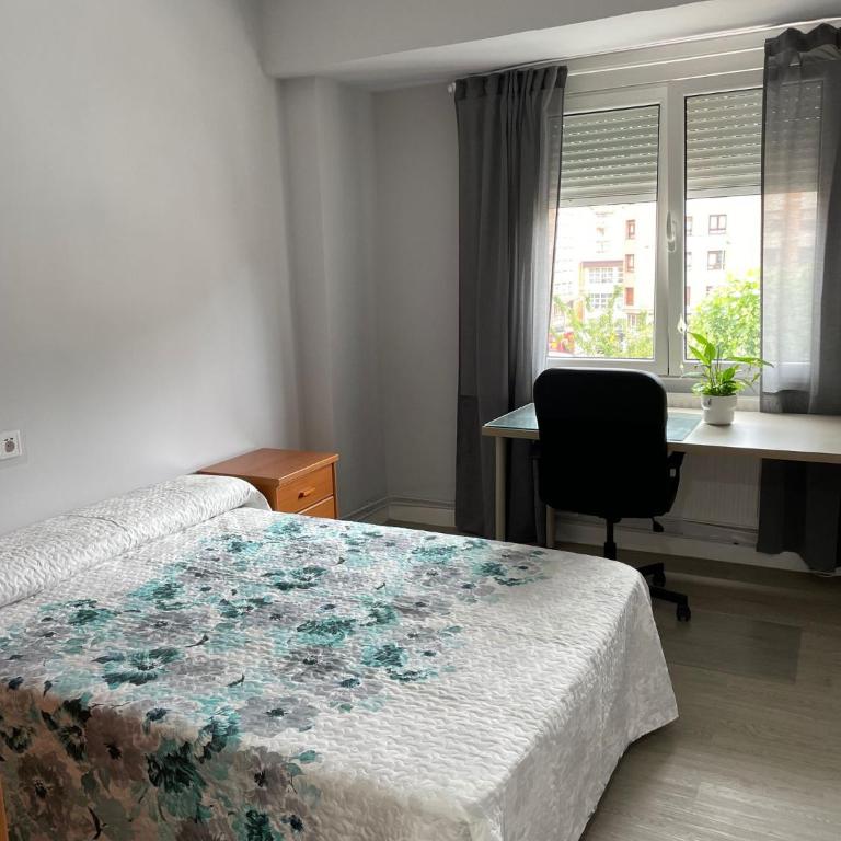 Centro de Gijón con acceso domotizado y buenos acabados - Apartamento de 3 dormitorios - 1