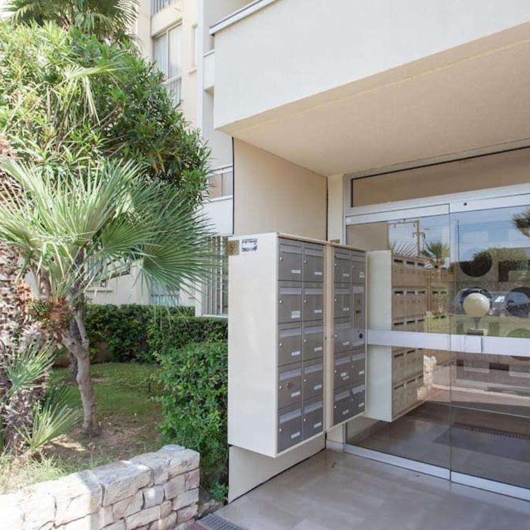 C4 Staywizus - 1 BDR Facing Sea & Beach - Parking, Tennis & Wifi - Appartement 1 Chambre - 32