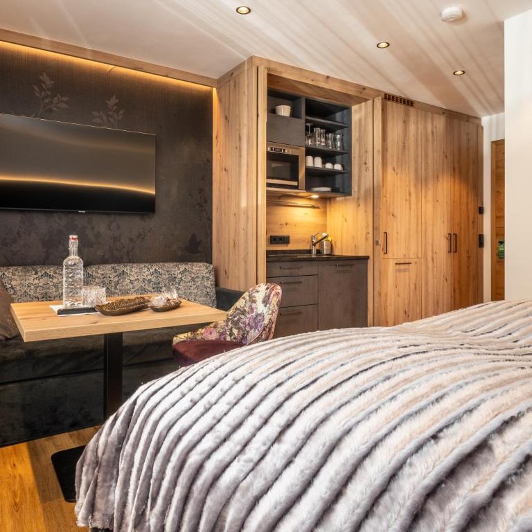 Dorfkrug Kaprun inklusive Summercard and in winter Tauern Spa Kaprun - Studio mit Queensize-Bett – Nebengebäude - 6
