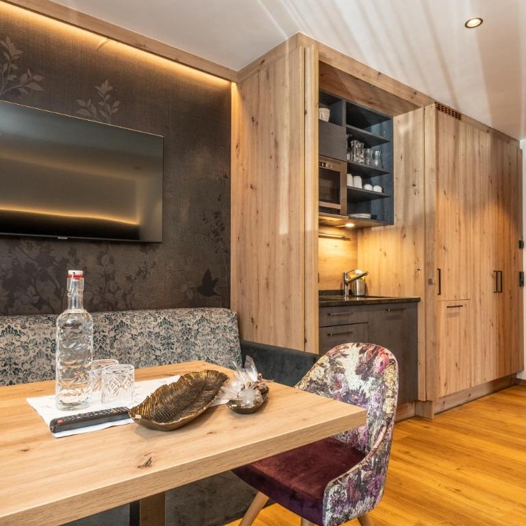 Dorfkrug Kaprun inklusive Summercard and in winter Tauern Spa Kaprun - Studio mit Queensize-Bett – Nebengebäude - 11