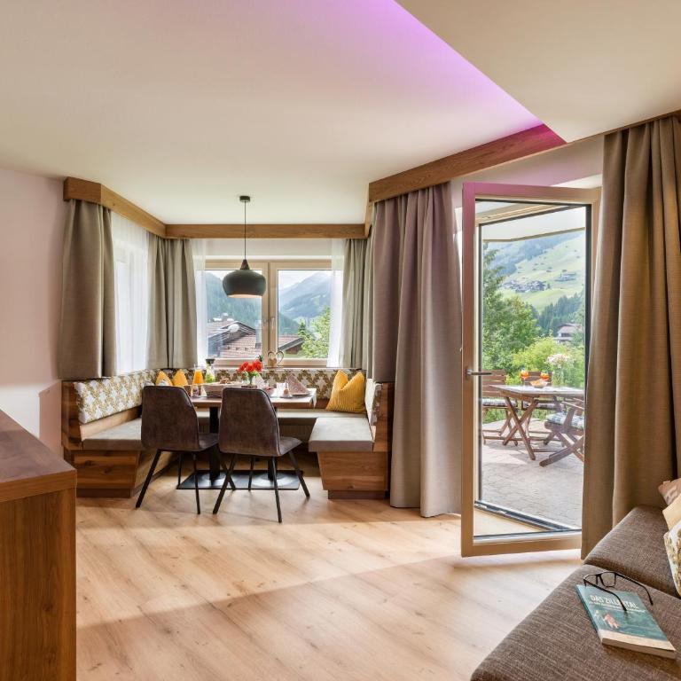 Apartments Schöne Aussicht - Apartment mit 2 Schlafzimmern und Terrasse - 8