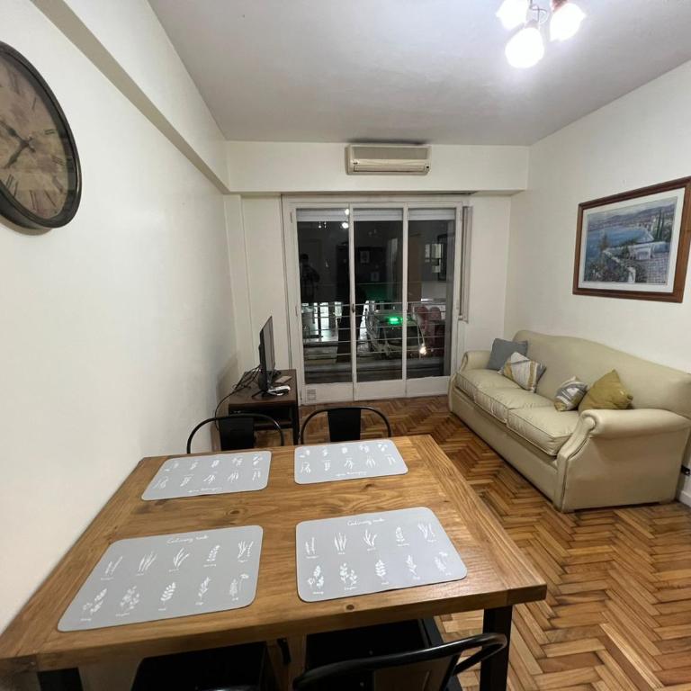 Departamento Dos habitaciones en Belgrano Excelente ubicación - Apartamento de 2 dormitorios - 4